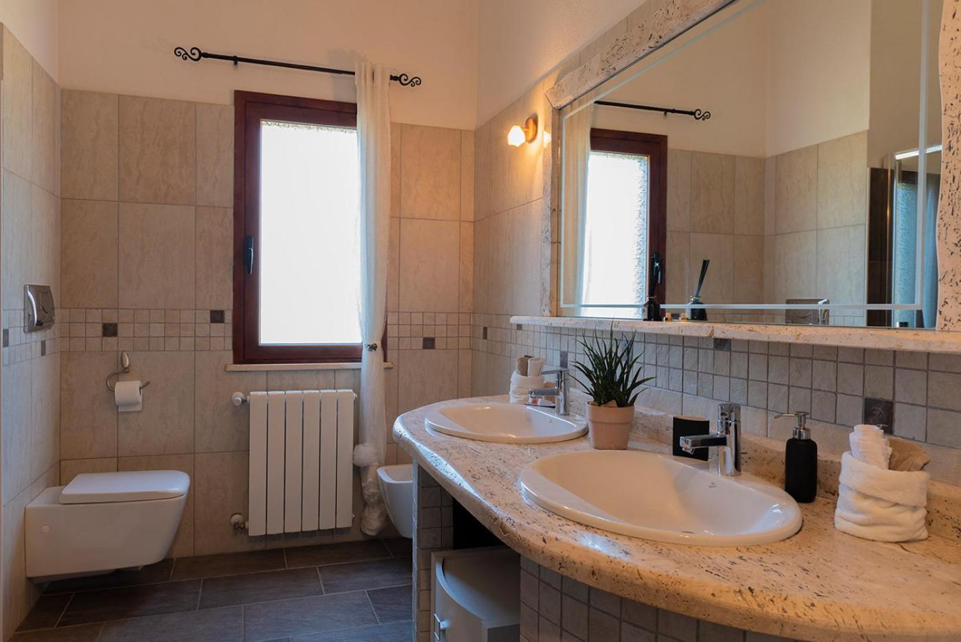 Beth La Casa Della Luna Annunziata  Bagian luar foto